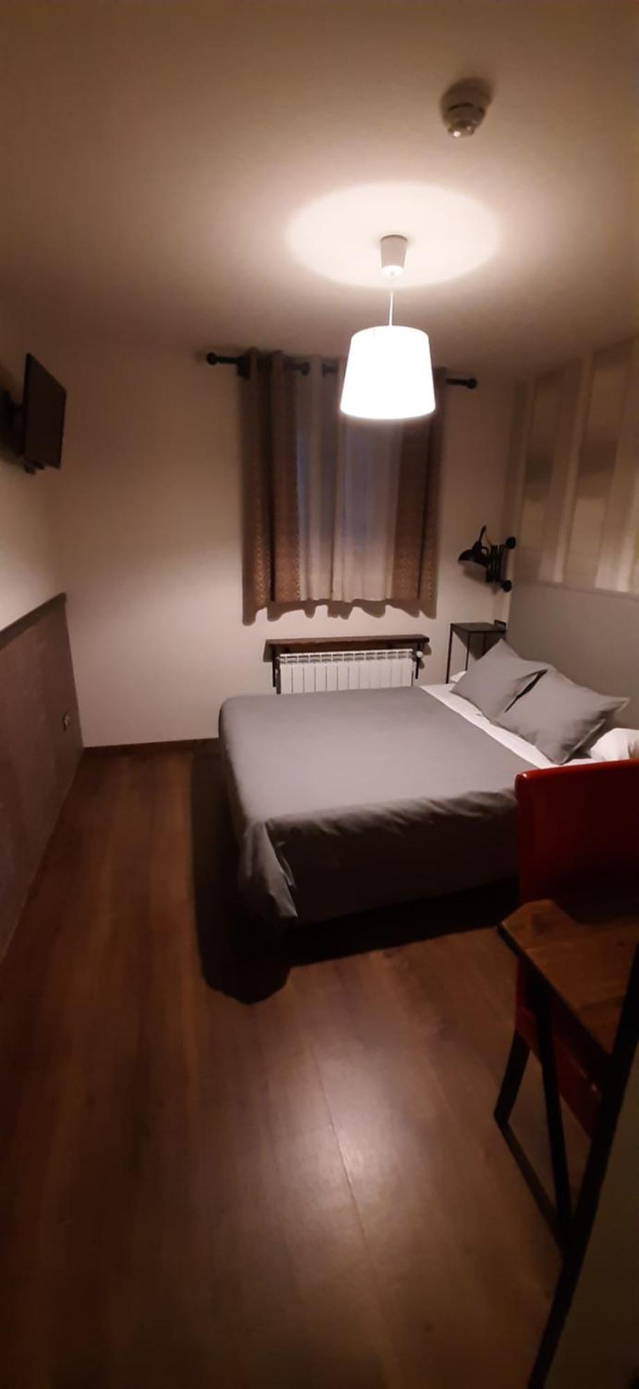 トルラ アルベルゲ モンテ ペルディドホステル 部屋 写真